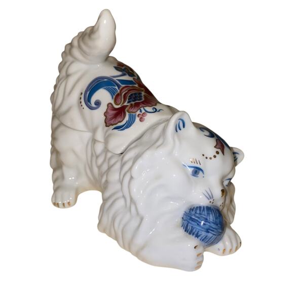 Vtg ELIZABETH ARDEN Floral Kitten Scented Candle Double Wick Two Piece Porcelain - Picture 1 of 16